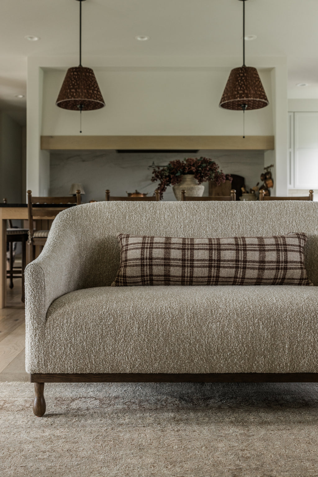 Gavin Settee