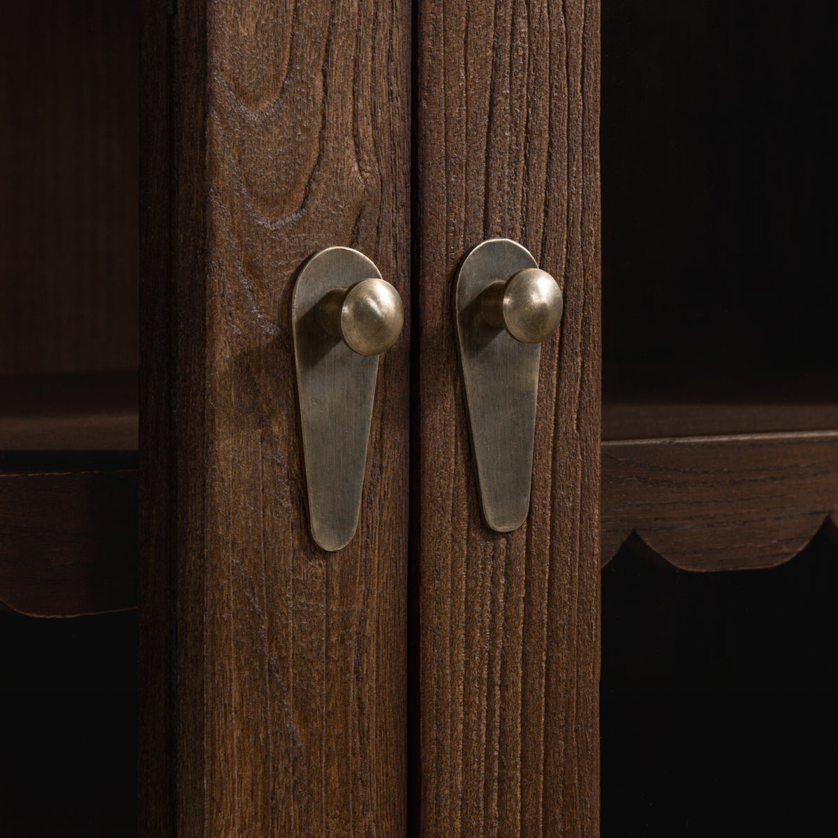 Darlene Reclaimed Elm Buffett