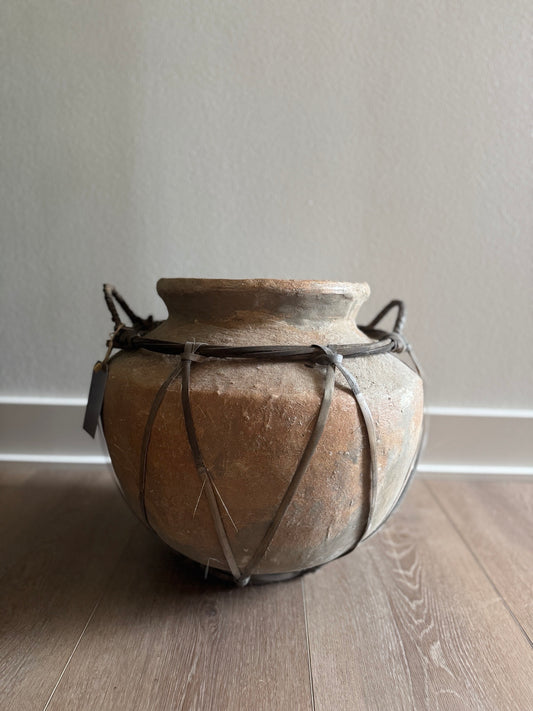 Vintage Anyam Pot - LOCAL PICKUP ONLY