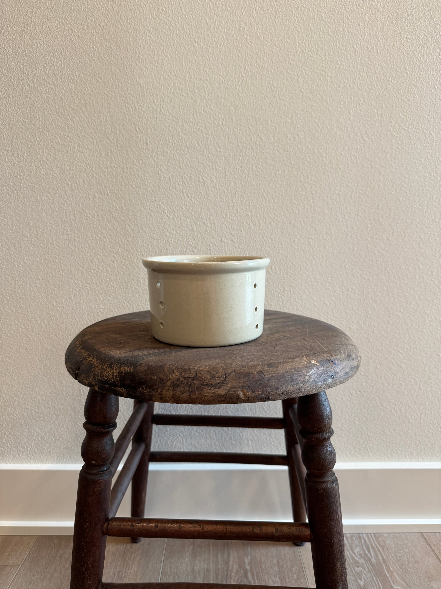 Vintage Cream Berry Dish